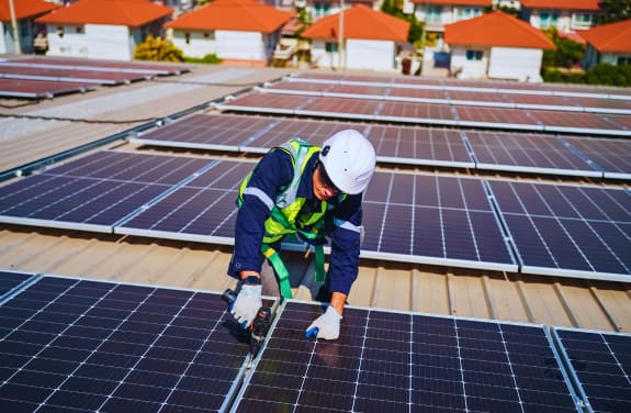 Panouri fotovoltaice pentru eficienta energetica.