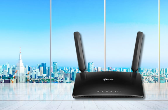 Router 4G cu cartela SIM pentru instalare rapida.