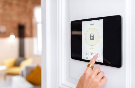 Solutii smart pentru o casa inteligenta automatizata.