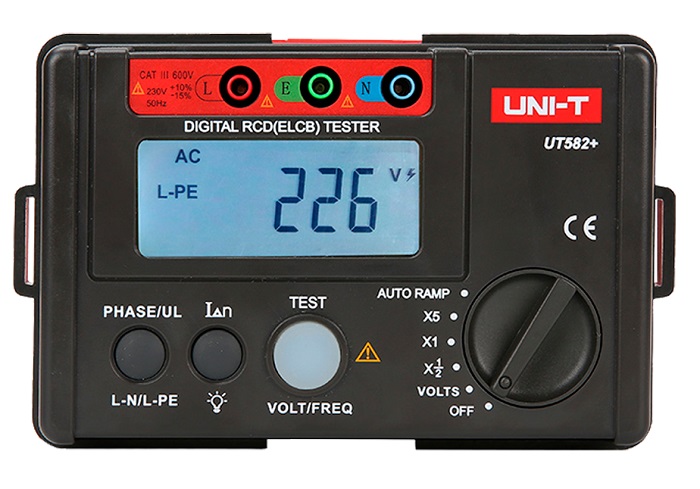 Tester pentru intrerupatoare automate RCD UNI-T UT582+